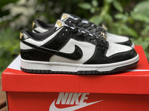 Pure original version_ Nike Dunk Low _World Champ_ black gold color scheme_ the item number_ DR9511-100_ full code shipment 36--47.5 peng-9869f732